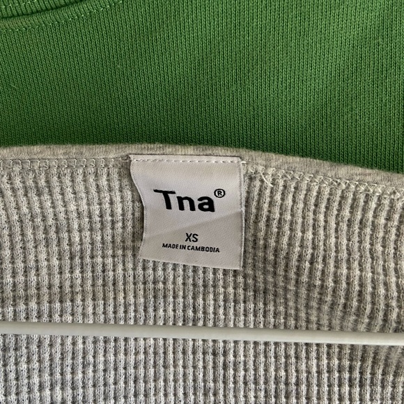 Aritzia Waffle Scoop neck Long sleeve - Picture 2 of 2